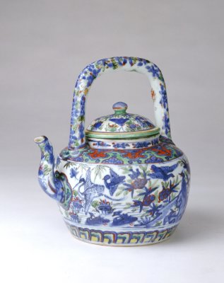 Colorful kite lotus handle pot