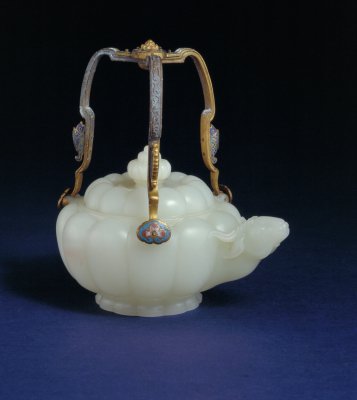 Jade sheep head handle pot