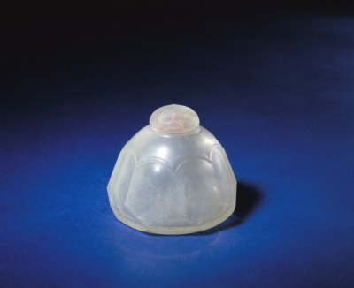 White glass Shui Cheng