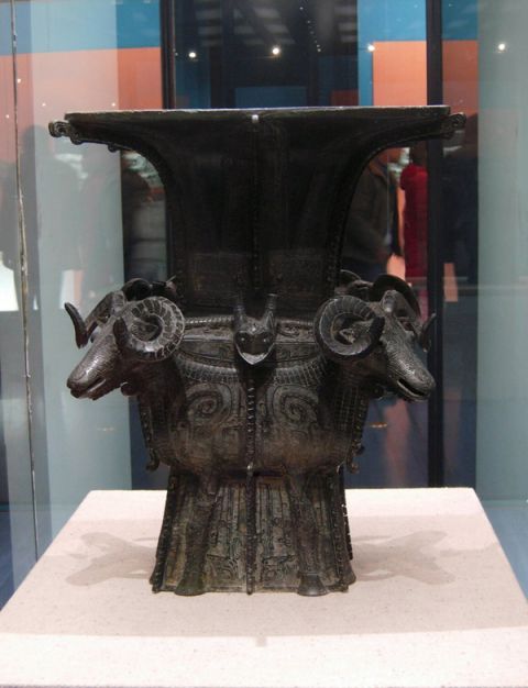 四羊方尊
