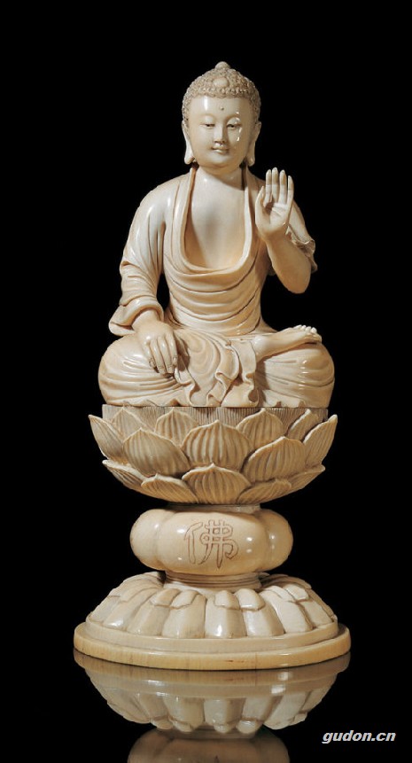 象牙雕刻作品